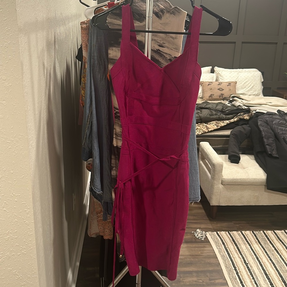 Women’s body icon dress.